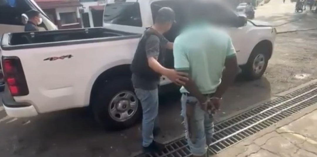 Extorsiones de hasta $ 2.500 millones: este es el historial criminal de alias el Negro Isaías que termina con su captura en zona rural de Quinchía