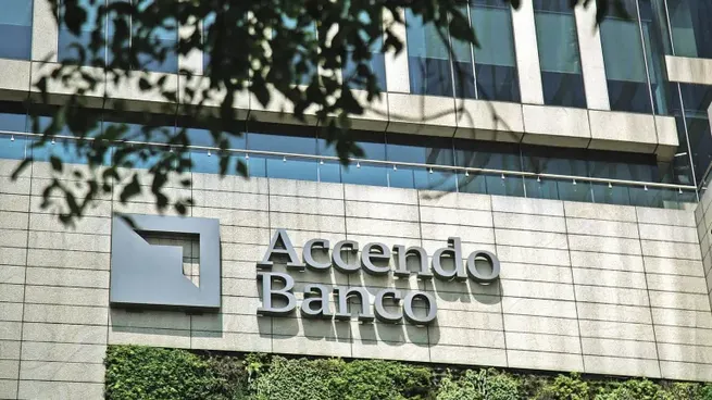 Los tres hermanos mexicanos que perdieron un banco en 1,200 días: sospechas de lavado de dinero, una falsa inversión y el final anunciado