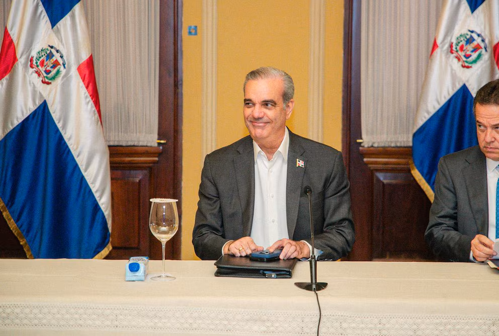 República Dominicana recibe reconocimiento de la DEA por acciones contra el narcotráfico