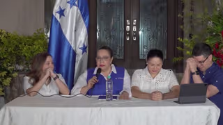 Corte de EEUU borra condena por narcotráfico a Juan Orlando Hernández, expresidente de Honduras